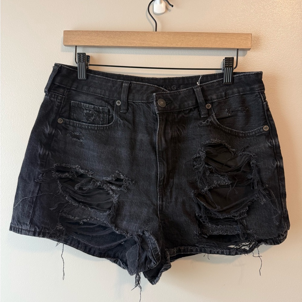 American Eagle Outfitters Black Mom Jean Shorts